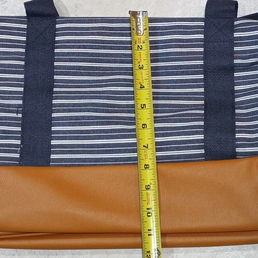 Large DSW Striped Weekender GWP Tote Duffle Bag 19x11x9